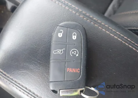 2022 Jeep Compass Limited 4X4 z USA, uszkodzony, nr VIN 3C4NJDCB9NT107257